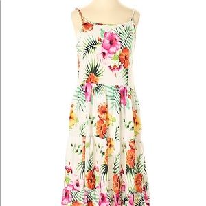 Fun summer Beach by Exist
Size S Casual Dress